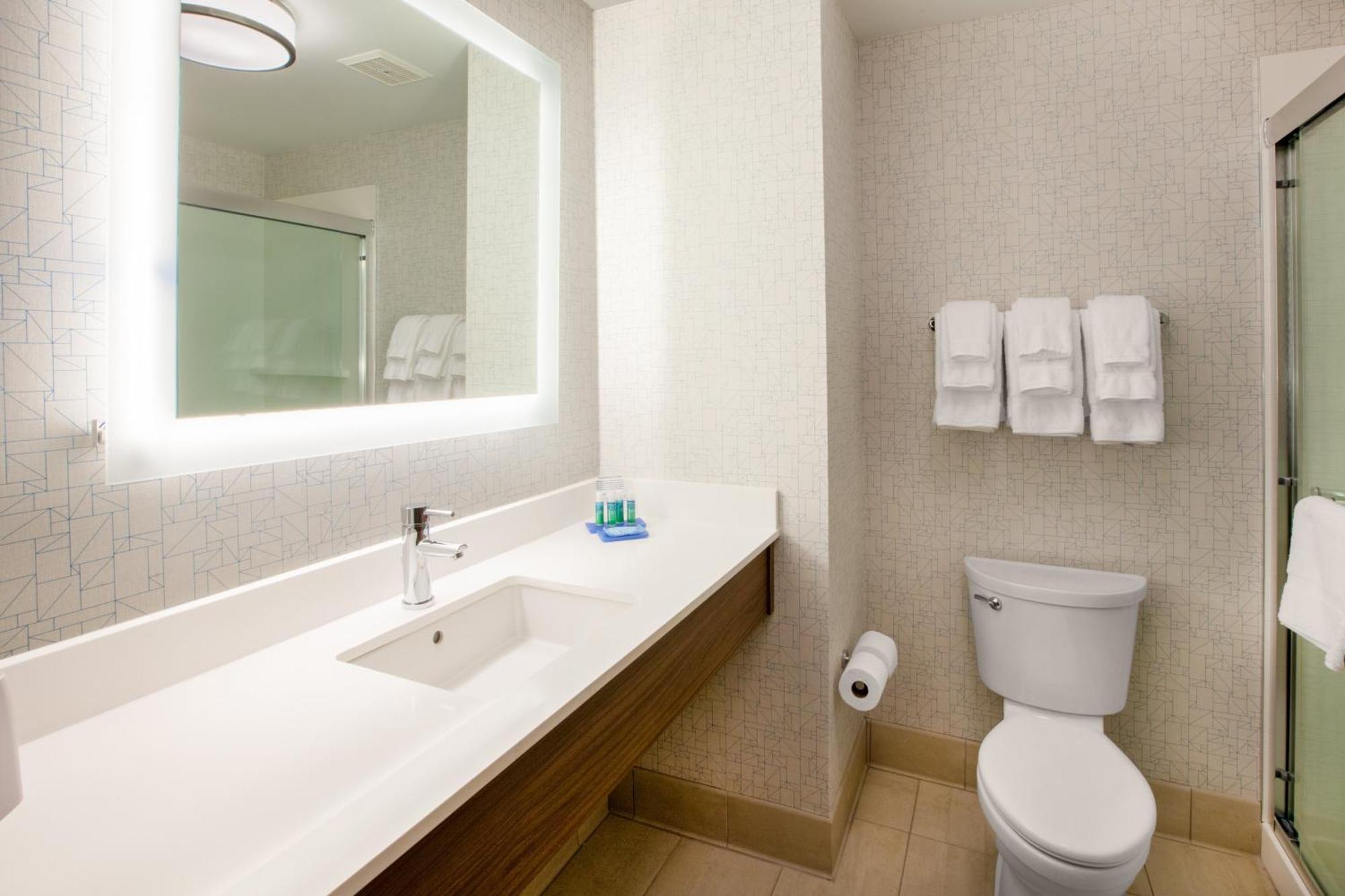 Holiday Inn Express & Suites - Miramar By Ihg Екстериор снимка