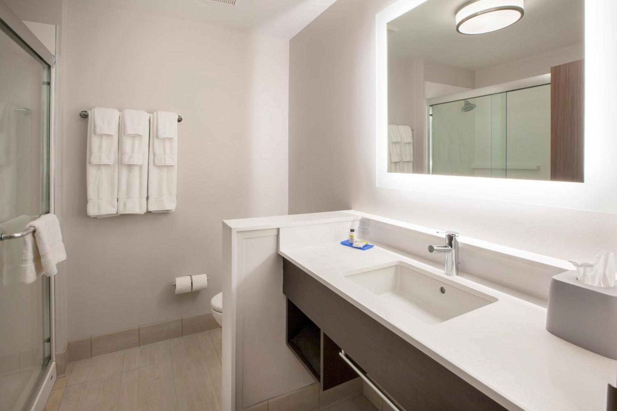 Holiday Inn Express & Suites - Miramar By Ihg Екстериор снимка